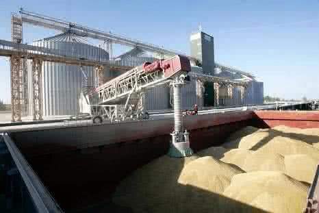 На Кубани продолжается строительство зернового термального комплекса в порту Тамань